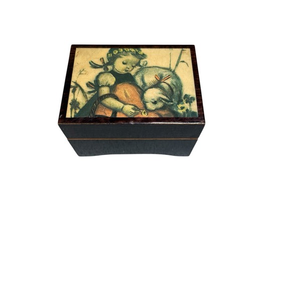 Vintage‎ Wooden Laquered Small Music Box Made in Italy Girl Trinket Works - Picture 7 of 10